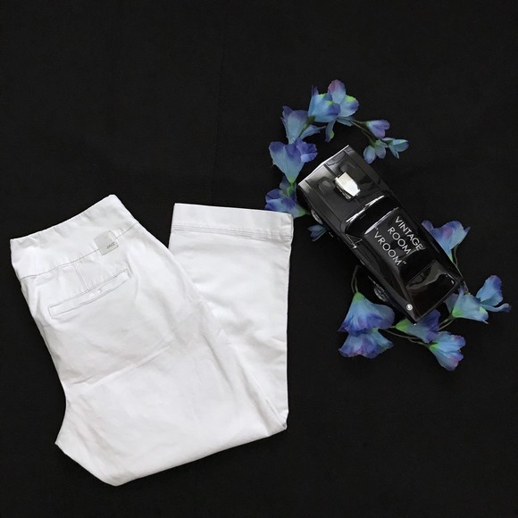 Jag Jeans Pants - Jag Jeans White Classic Fit Capri Pants for Women 14